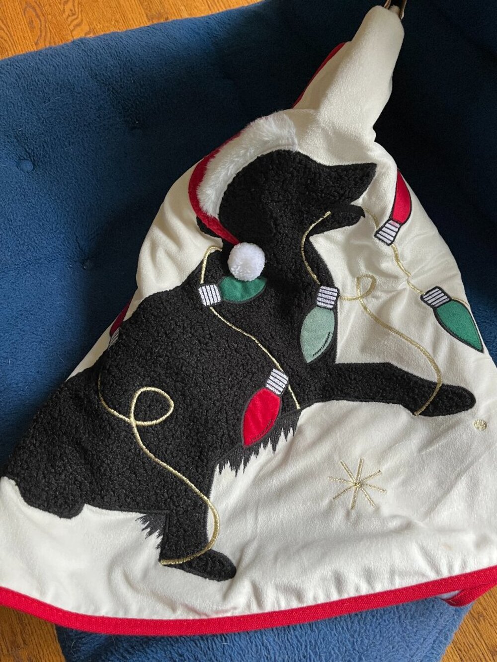 Black Labrador Dog Santa Hat White Tree Skirt 48” Round Embroidered